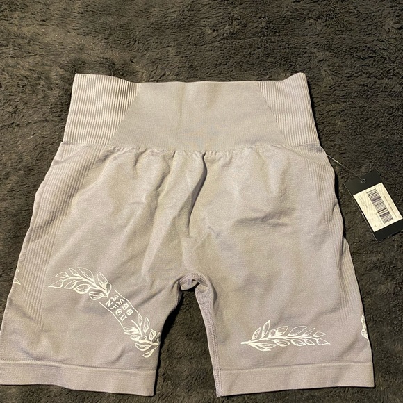 Darc Sport size medium sports bra and SSD NFGU shorts. Never worn. With tags. - Picture 3 of 3